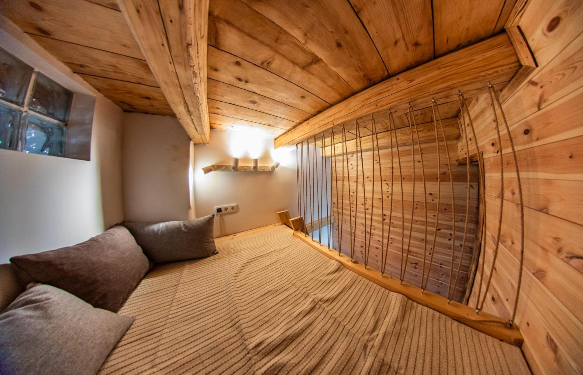 Minifaktura Loft Apartman & Reggelizo Es Etelbar Szokolya Экстерьер фото